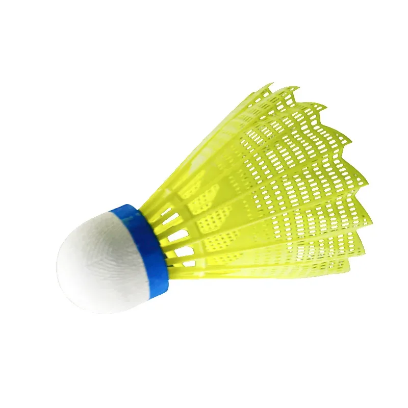12 قطعة/برميل سوبر قوي النايلو - مراجعة Nylon Shuttlecock 12 وسعره